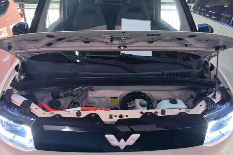Used Wuling Hongguang MINIEV 2021 Macaron Premium Model – Lithium Iron Phosphate Engine Bay