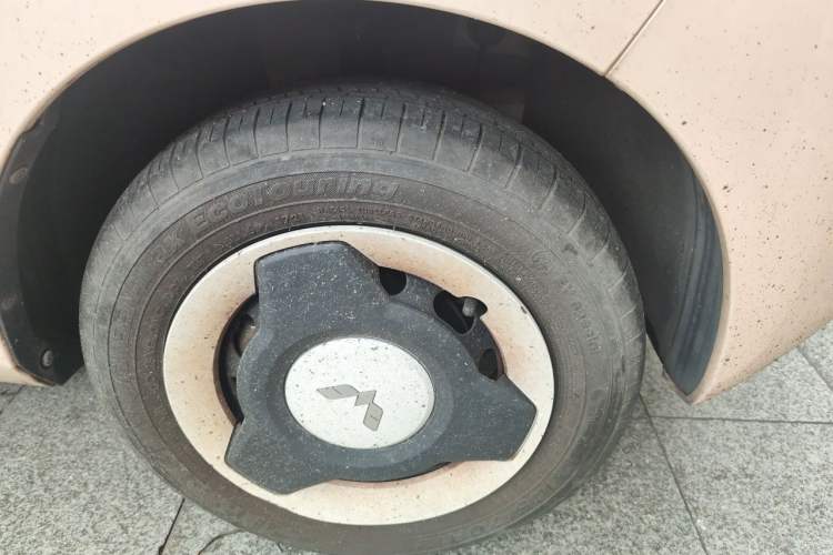 Used Wuling Hongguang MINIEV 2021 Macaron Fashion Model Lithium Iron Phosphate Exterior 1