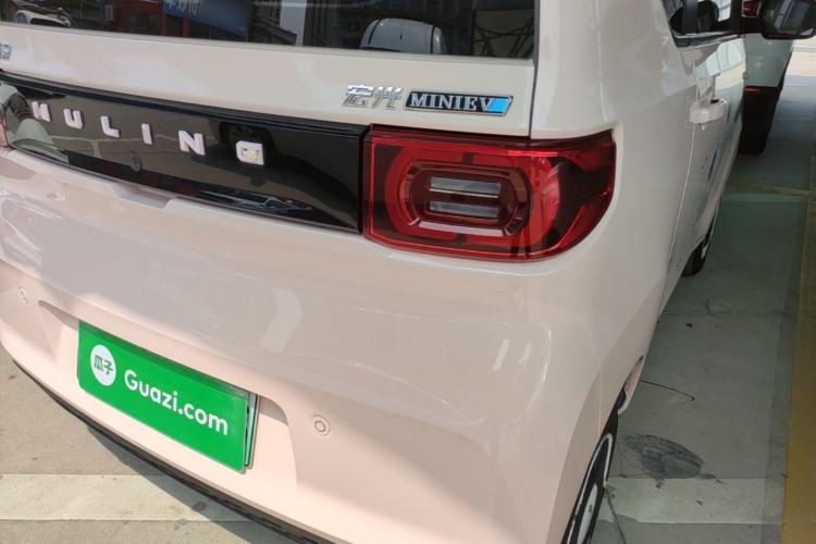 Used Wuling Hongguang MINIEV 2021 Macaron Premium Model – Lithium Iron Phosphate Exterior 3