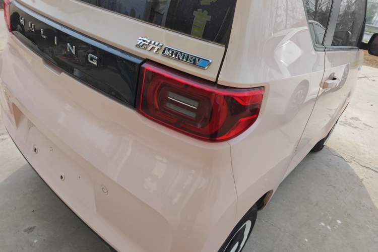 Used Wuling Hongguang MINIEV 2021 Macaron Premium Model – Lithium Iron Phosphate Exterior 3