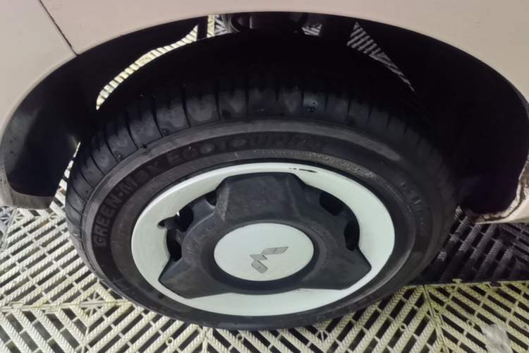 Used Wuling Hongguang MINIEV 2021 Macaron Premium Model – Lithium Iron Phosphate Exterior 3