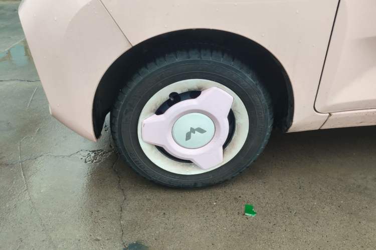 Used Wuling Hongguang MINIEV 2021 Macaron Premium Model – Lithium-NMC Exterior 4