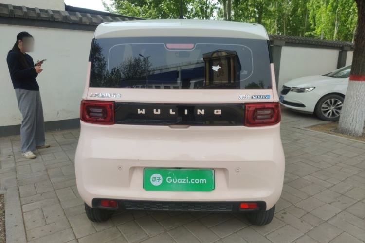 Used Wuling Hongguang MINIEV 2021 Macaron Fashion Model Lithium Iron Phosphate Exterior 4