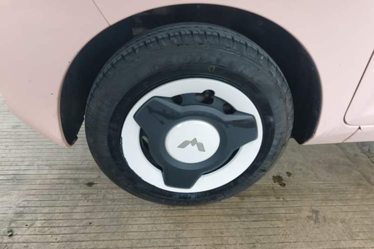 Used Wuling Hongguang MINIEV 2021 Macaron Premium Model – Lithium Iron Phosphate Exterior 4
