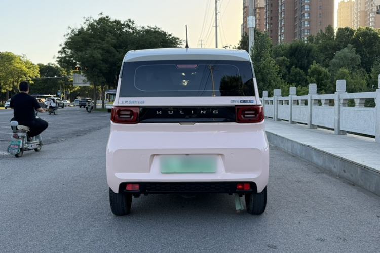 Used Wuling Hongguang MINIEV 2021 Macaron Fashion Model Lithium Iron Phosphate Exterior 4