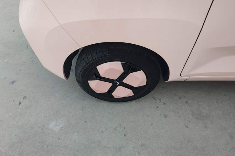 Used Wuling Hongguang MINIEV 2021 Macaron Fashion Edition Lithium-Ion Battery Exterior 4