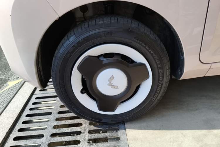 Used Wuling Hongguang MINIEV 2021 Macaron Premium Model – Lithium Iron Phosphate Exterior 4