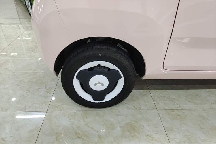 Used Wuling Hongguang MINIEV 2021 Macaron Premium Model – Lithium Iron Phosphate Exterior 5