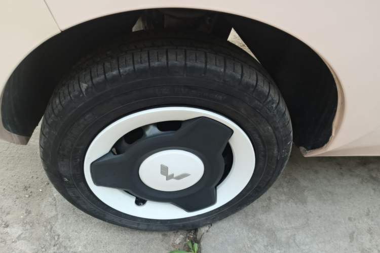 Used Wuling Hongguang MINIEV 2021 Macaron Premium Model – Lithium Iron Phosphate Exterior 5