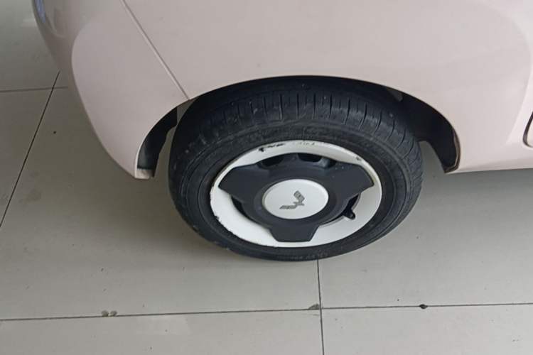 Used Wuling Hongguang MINIEV 2021 Macaron Fashion Model Lithium Iron Phosphate Exterior 5