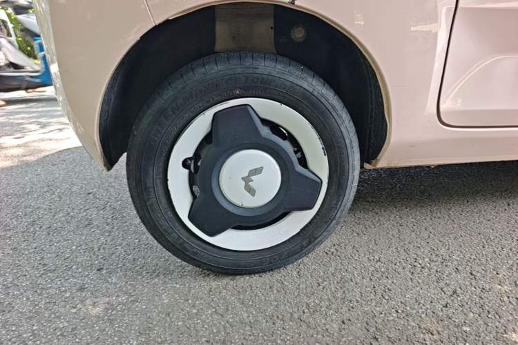 Used Wuling Hongguang MINIEV 2021 Macaron Premium Model – Lithium Iron Phosphate Exterior 5