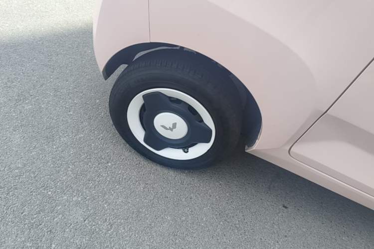 Used Wuling Hongguang MINIEV 2021 Macaron Fashion Model Lithium Iron Phosphate Exterior 5