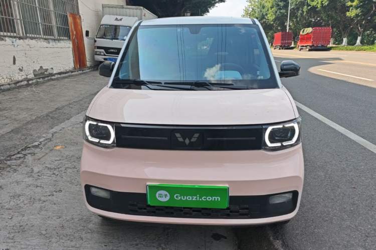Used Wuling Hongguang MINIEV 2021 Macaron Fashion Model Lithium Iron Phosphate Front