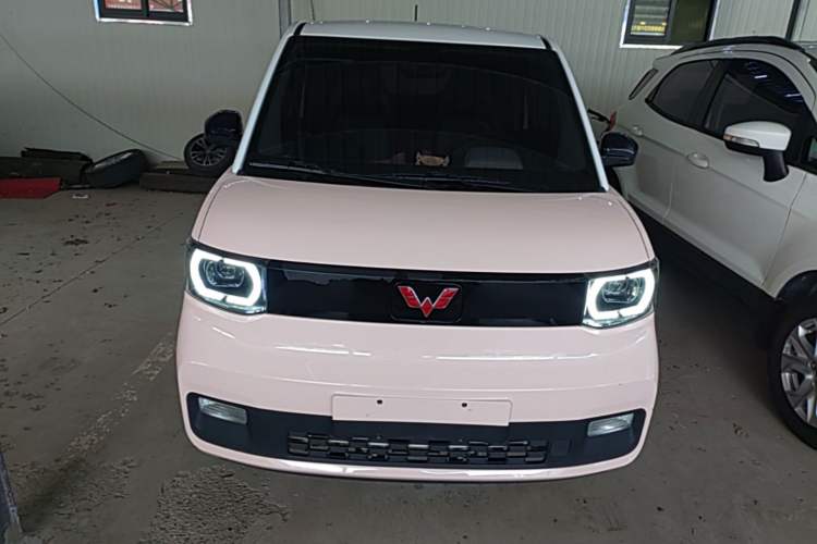 Used Wuling Hongguang MINIEV 2021 Macaron Premium Model – Lithium Iron Phosphate Front