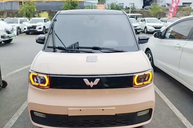 Used Wuling Hongguang MINIEV 2021 Macaron Fashion Model Lithium Iron Phosphate Front