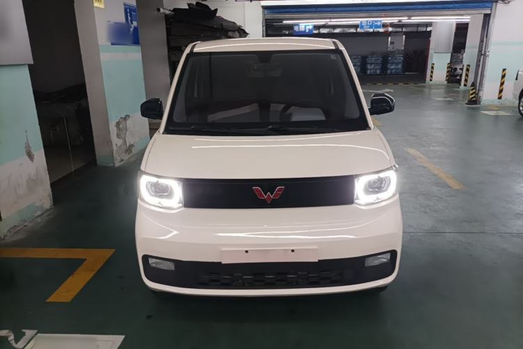 Used Wuling Hongguang MINIEV 2021 Macaron Sandwich Model 120 km Lithium NMC Front