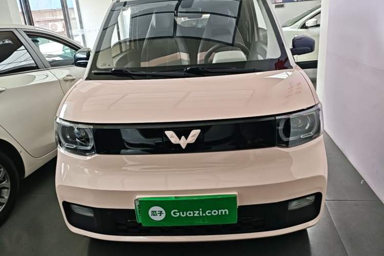 Used Wuling Hongguang MINIEV 2021 Macaron Fashion Model Lithium Iron Phosphate Front