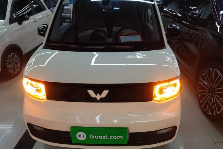 Used Wuling Hongguang MINIEV 2021 Macaron Premium Model – Lithium Iron Phosphate Front