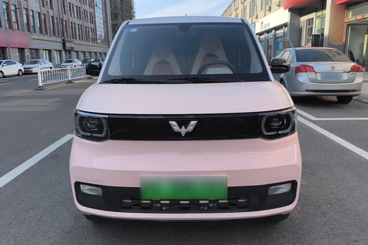 Used Wuling Hongguang MINIEV 2021 Macaron Fashion Model Lithium Iron Phosphate Front