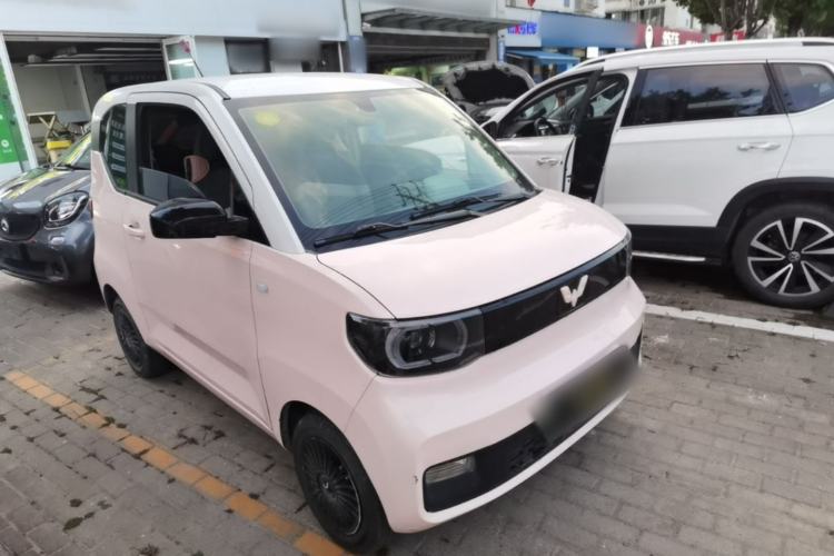 Used Wuling Hongguang MINIEV 2021 Macaron Fashion Model Lithium Iron Phosphate Front Right 45 Deg