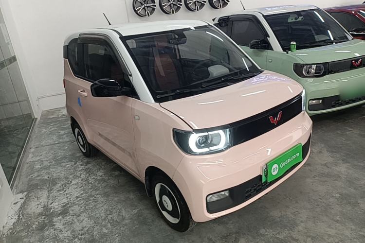 Used Wuling Hongguang MINIEV 2021 Macaron Fashion Edition Lithium-Ion Battery Front Right 45 Deg