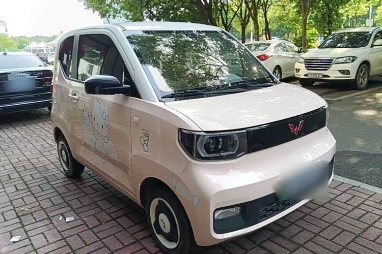 Used Wuling Hongguang MINIEV 2021 Macaron Fashion Model Lithium Iron Phosphate Front Right 45 Deg