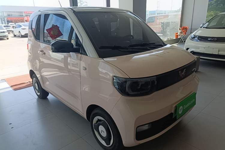 Used Wuling Hongguang MINIEV 2021 Macaron Premium Model – Lithium Iron Phosphate Front Right 45 Deg