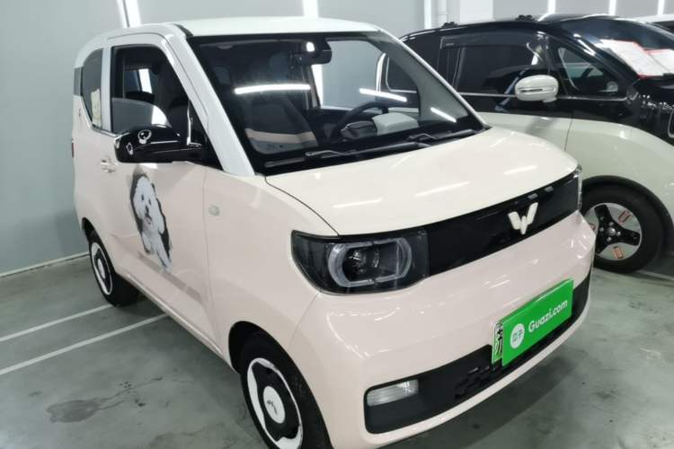 Used Wuling Hongguang MINIEV 2021 Macaron Premium Model – Lithium Iron Phosphate Front Right 45 Deg