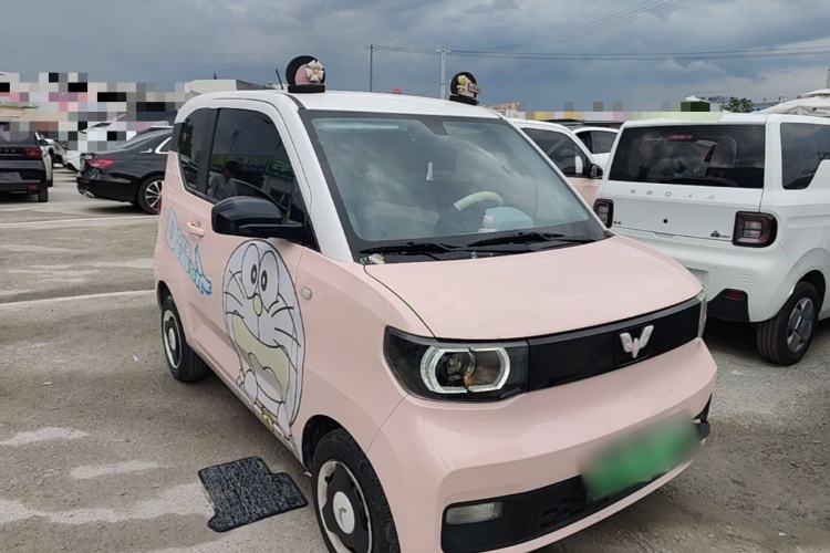Used Wuling Hongguang MINIEV 2021 Macaron Fashion Model Lithium Iron Phosphate Front Right 45 Deg