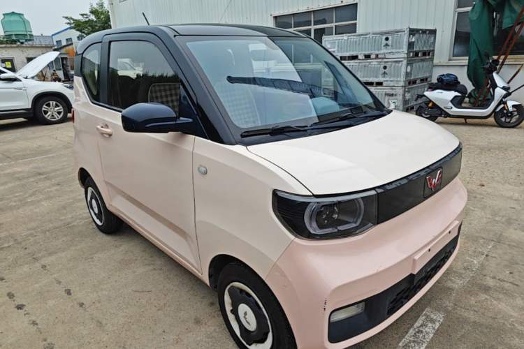 Used Wuling Hongguang MINIEV 2021 Macaron Fashion Edition Lithium-Ion Battery Front Right 45 Deg