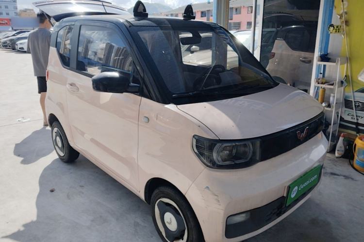 Used Wuling Hongguang MINIEV 2021 Macaron Fashion Model Lithium Iron Phosphate Front Right 45 Deg