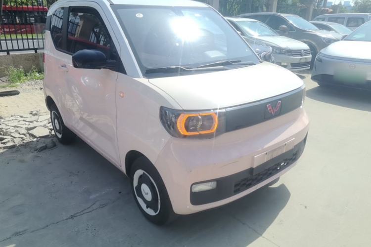 Used Wuling Hongguang MINIEV 2021 Macaron Fashion Model Lithium Iron Phosphate Front Right 45 Deg