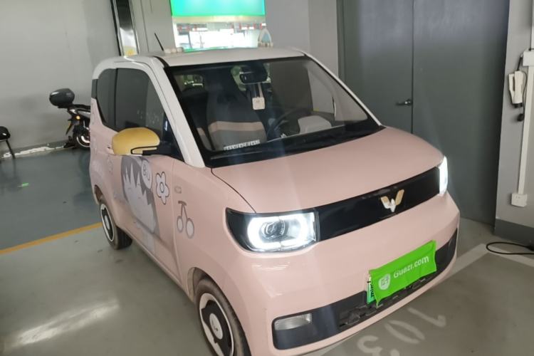 Used Wuling Hongguang MINIEV 2021 Macaron Fashion Model Lithium Iron Phosphate Front Right 45 Deg