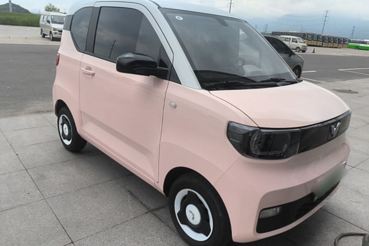 Used Wuling Hongguang MINIEV 2021 Macaron Fashion Model Lithium Iron Phosphate Front Right 45 Deg