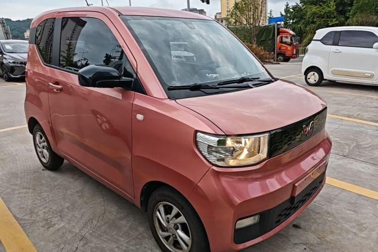 Used Wuling Hongguang MINIEV 2021 Macaron Fashion Edition Lithium-Ion Battery Front Right 45 Deg