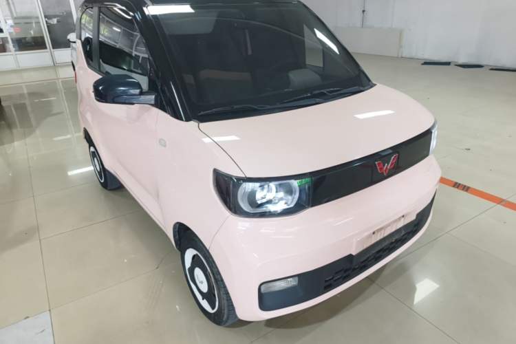 Used Wuling Hongguang MINIEV 2021 Macaron Fashion Model Lithium Iron Phosphate Front Right 45 Deg