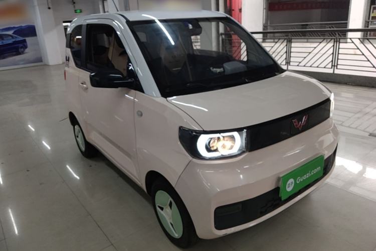 Used Wuling Hongguang MINIEV 2021 Macaron Premium Model – Lithium Iron Phosphate Front Right 45 Deg