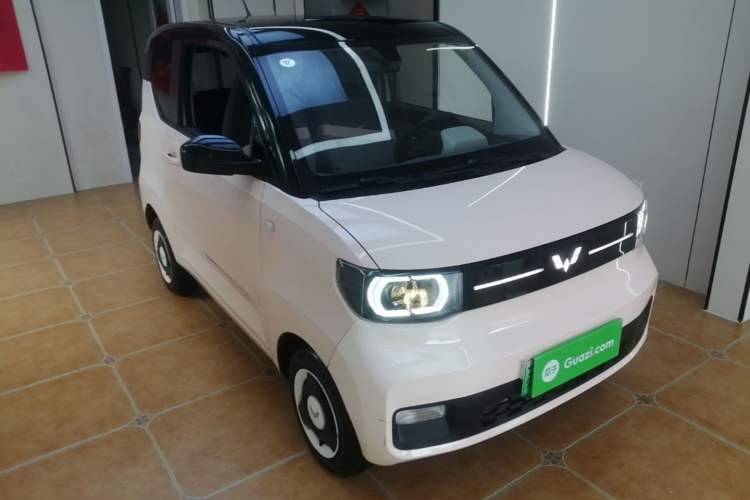 Used Wuling Hongguang MINIEV 2021 Macaron Premium Model – Lithium Iron Phosphate Front Right 45 Deg