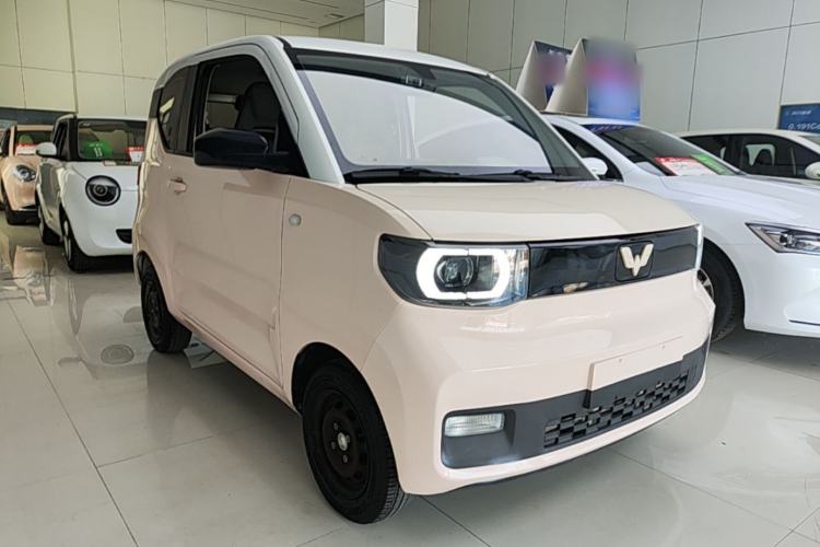 Used Wuling Hongguang MINIEV 2021 Macaron Fashion Model Lithium Iron Phosphate Front Right 45 Deg