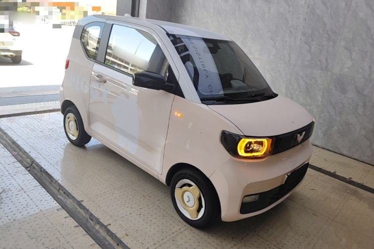 Used Wuling Hongguang MINIEV 2021 Macaron Premium Model – Lithium Iron Phosphate Front Right 45 Deg