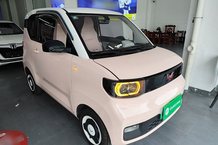 Used Wuling Hongguang MINIEV 2021 Macaron Fashion Edition Lithium-Ion Battery Front Right 45 Deg