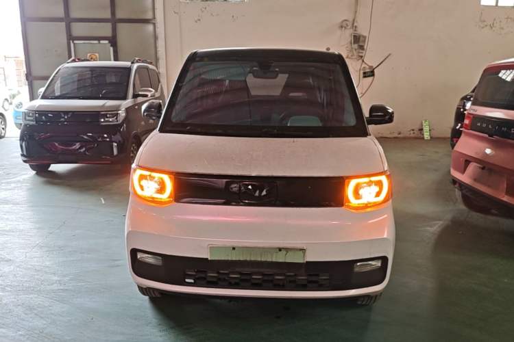 Used Wuling Hongguang MINIEV 2021 Macaron Fashion Model Lithium Iron Phosphate Front