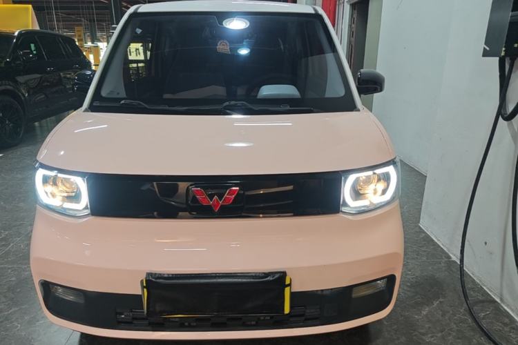 Used Wuling Hongguang MINIEV 2021 Macaron Fashion Model Lithium Iron Phosphate Front