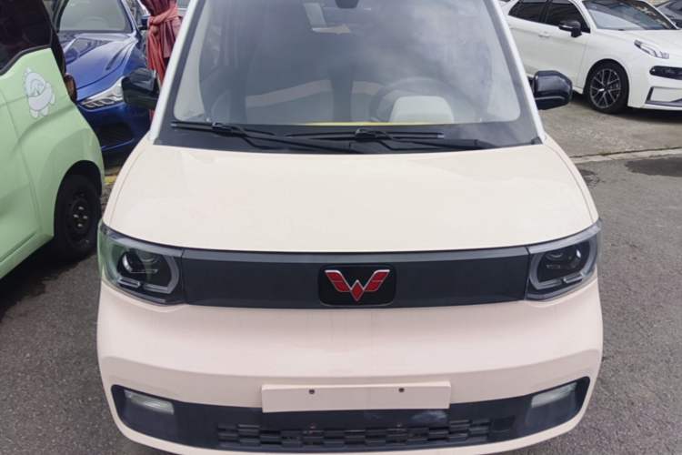 Used Wuling Hongguang MINIEV 2021 Macaron Premium Model – Lithium Iron Phosphate Front