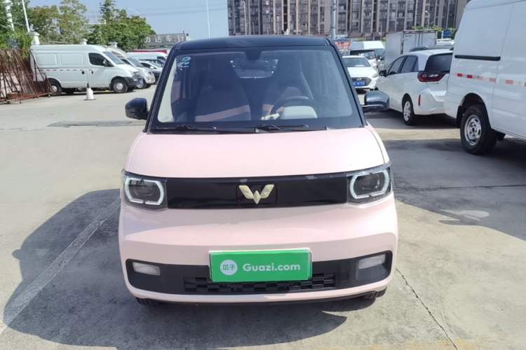 Used Wuling Hongguang MINIEV 2021 Macaron Fashion Model Lithium Iron Phosphate Front