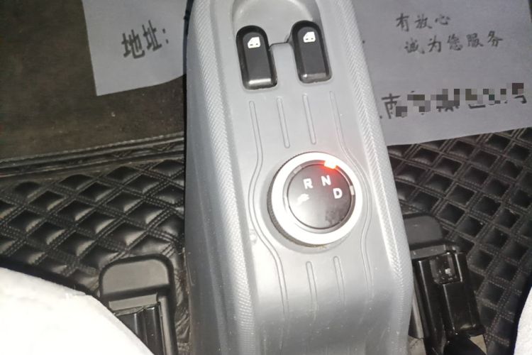 Used Wuling Hongguang MINIEV 2021 Macaron Sandwich Model 120 km Lithium NMC Gear Lever