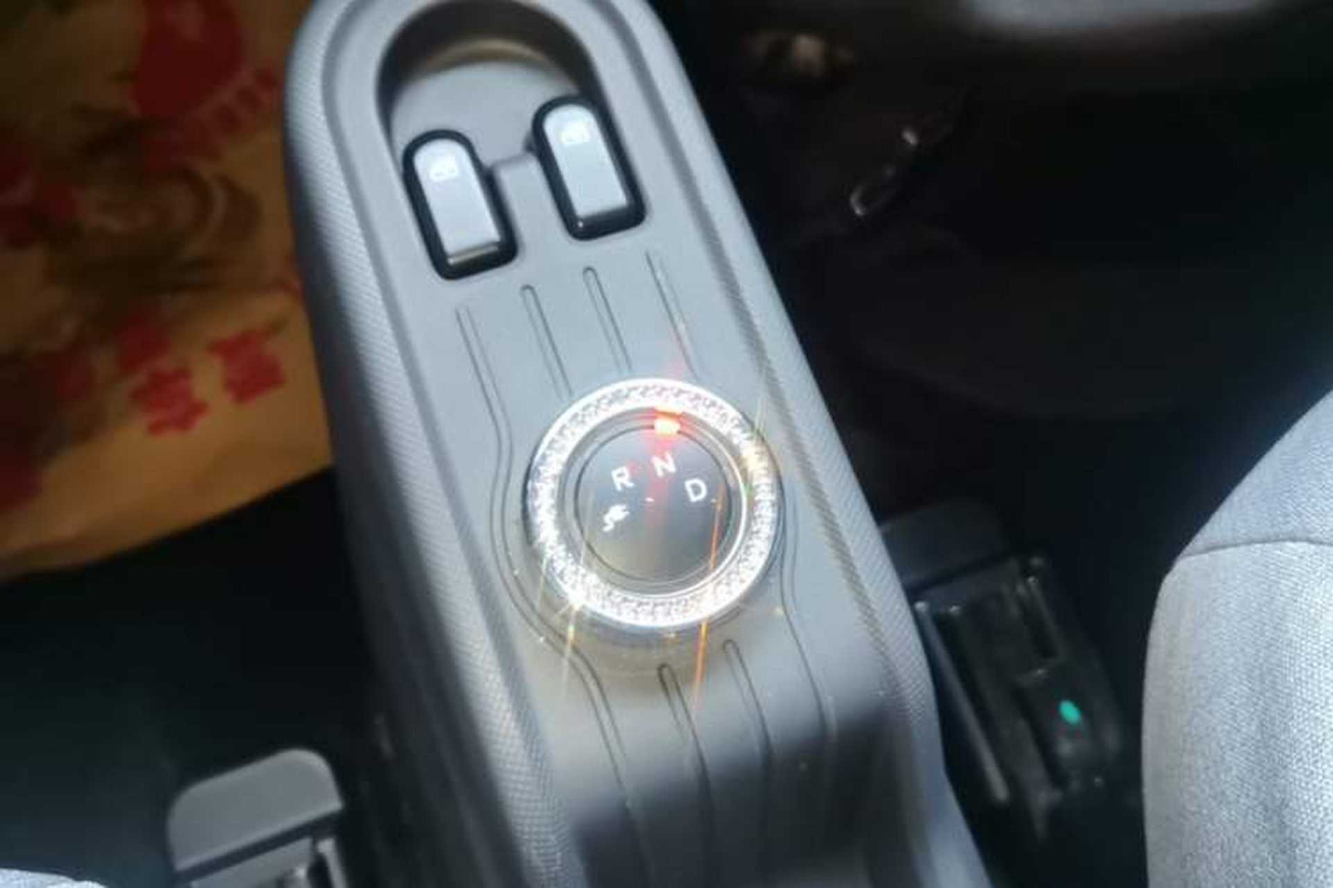 Used Wuling Hongguang MINIEV 2021 Macaron Premium Model – Lithium Iron Phosphate Gear Lever