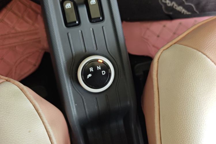 Used Wuling Hongguang MINIEV 2021 Macaron Premium Model – Lithium Iron Phosphate Gear Lever