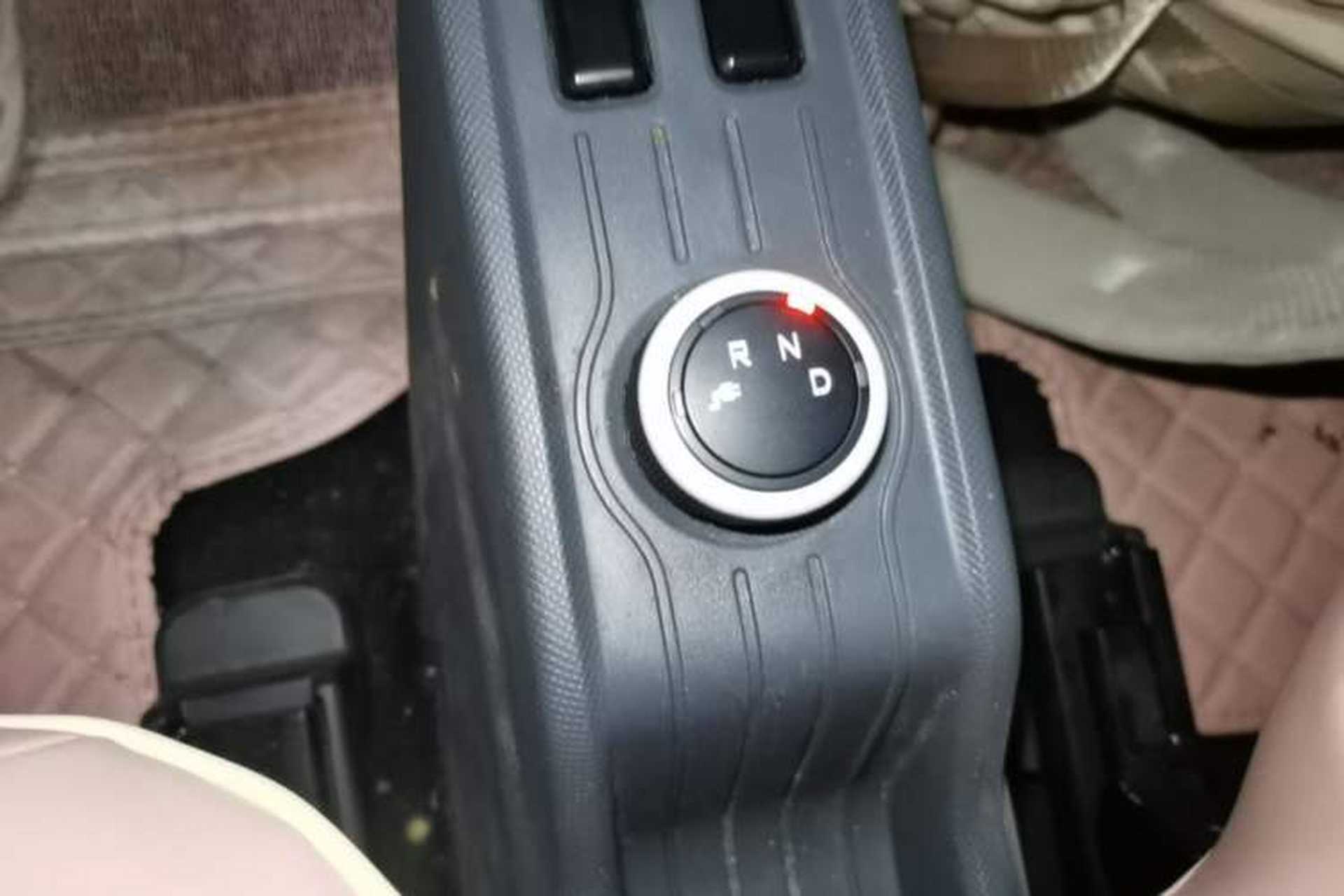 Used Wuling Hongguang MINIEV 2021 Macaron Sandwich Model 170 km Lithium Iron Phosphate Gear Lever