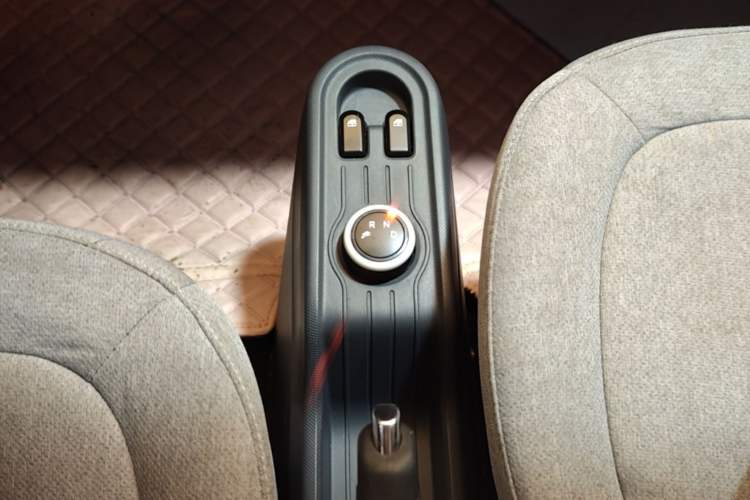 Used Wuling Hongguang MINIEV 2021 Macaron Sandwich Model 170 km Lithium Iron Phosphate Gear Lever